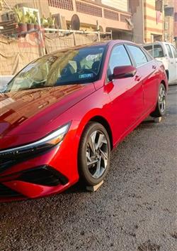 هیوندای ئەلەنترا